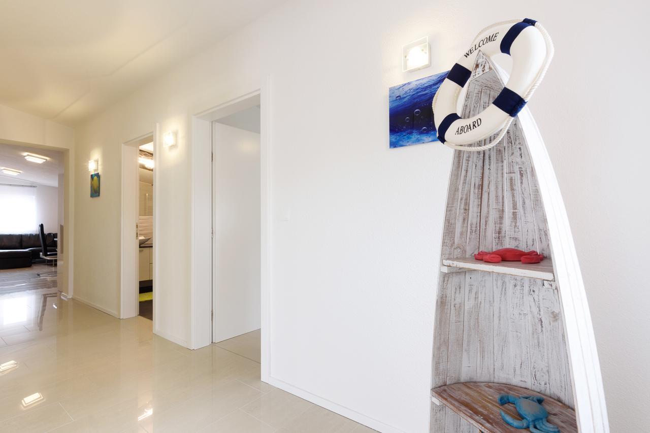 Studio Apartment Maslina Горни Карин Екстериор снимка